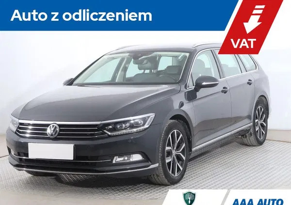 śląskie Volkswagen Passat cena 72000 przebieg: 112488, rok produkcji 2016 z Dolsk